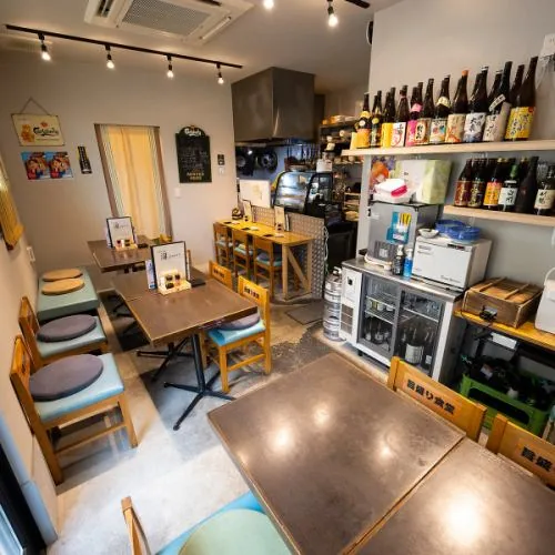 沼ちゃんとこの店内カウンター